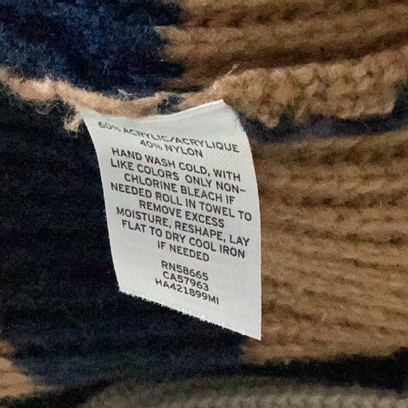 Blue and Gold sweater - Picture 4 of 5